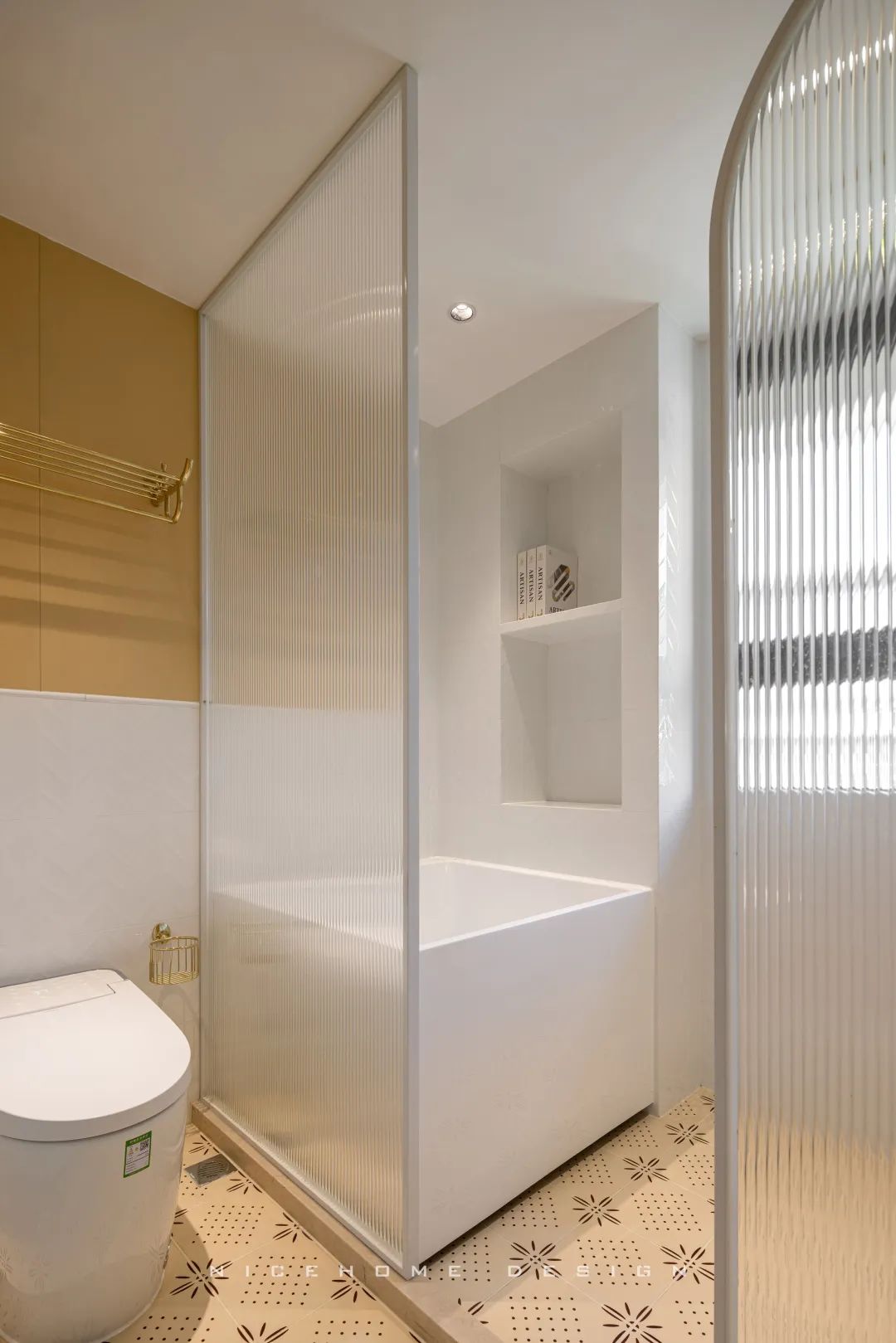 1685412730441936.jpg 640.jpg